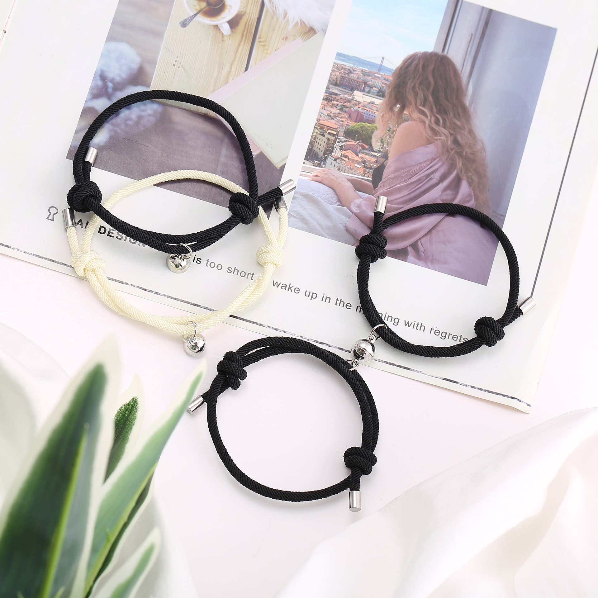 New Simple Black White Alloy Bracelet Set display picture 3