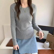 基础百搭修身圆领针织套衫秋冬新款时尚简约休闲打底衫内搭毛衣女