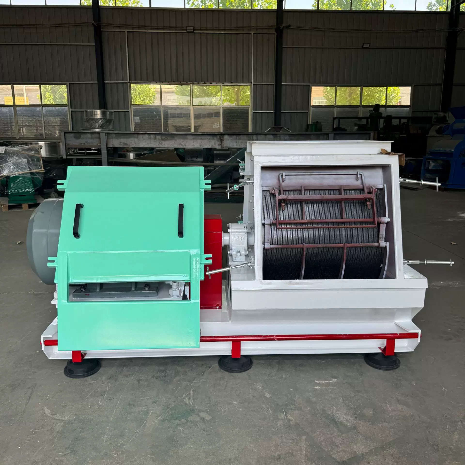 水滴式粉碎机养殖场饲料粉碎设备大米玉米粉碎机化工原料粉碎机