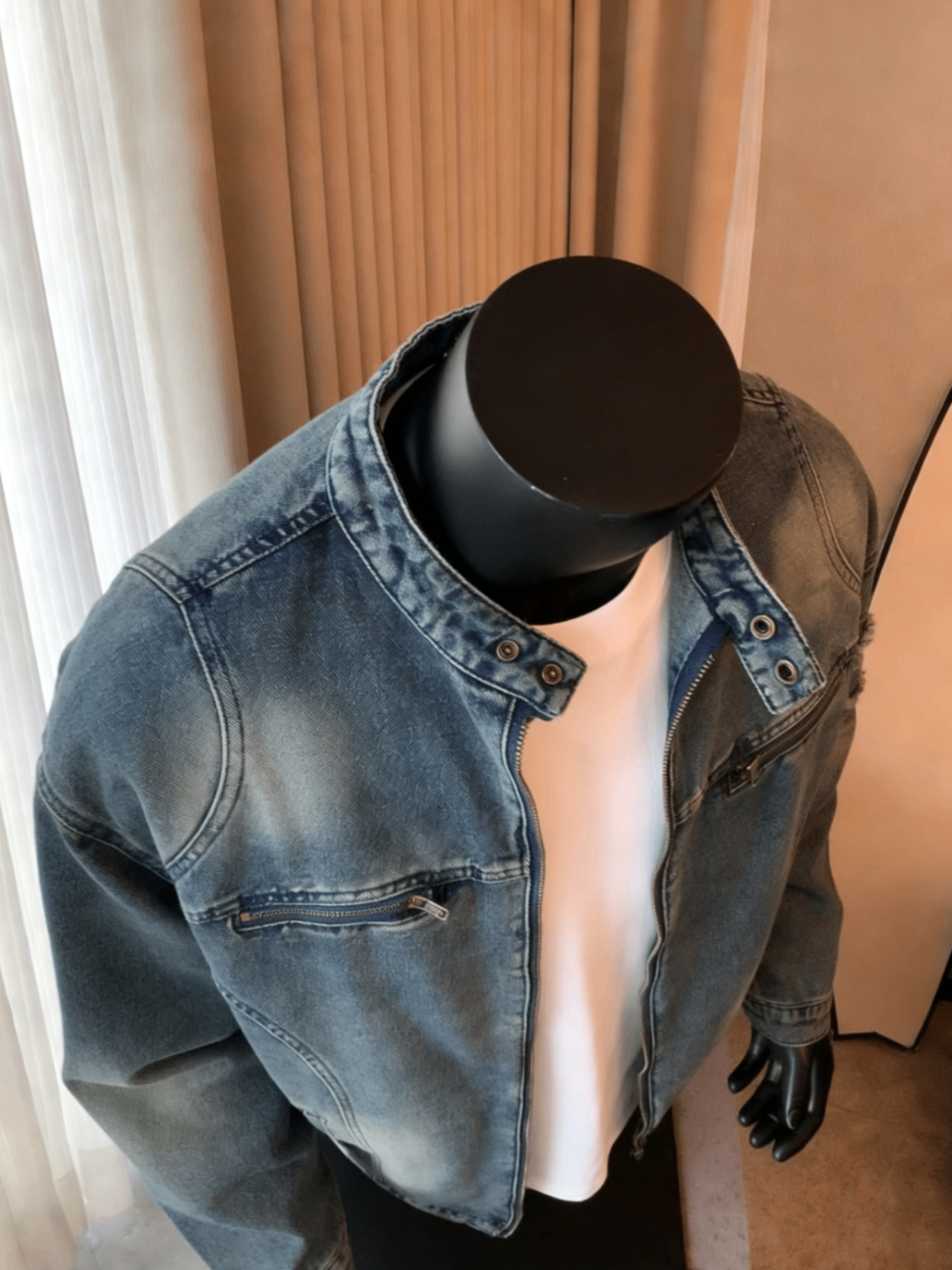 Men's Denim Jacket Washed Motorcycle Style Loose Casual Zipper_voghion.com