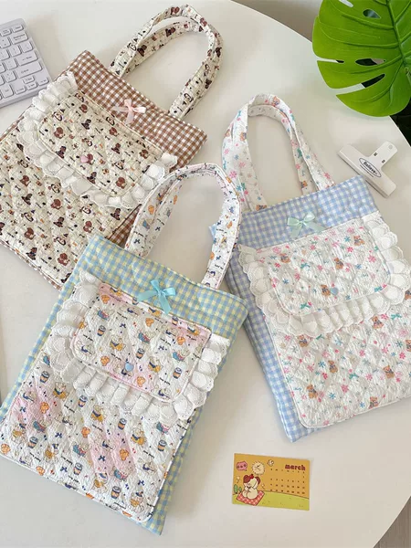 65237 Pink and white checkered quilted iPad bag with lace trim, Korean-style girly tablet protective handbag