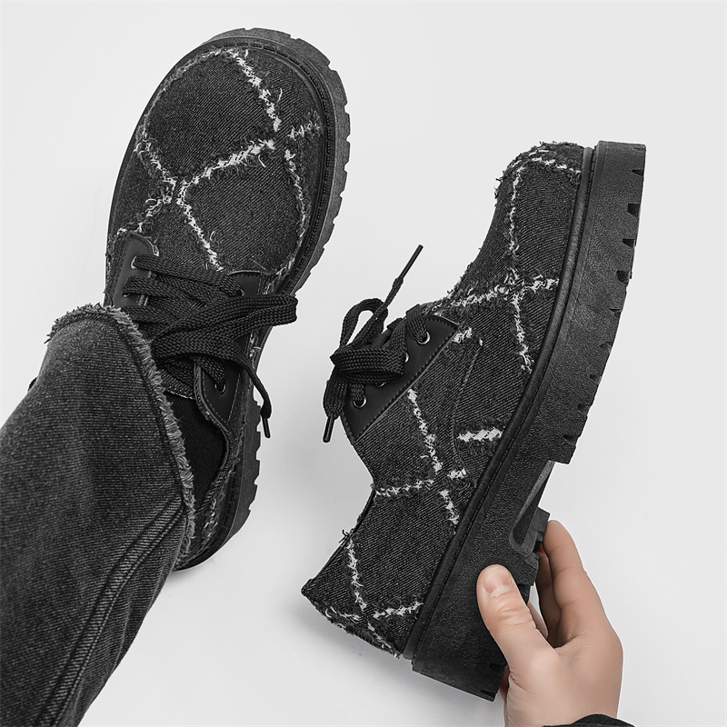 Baskets ShoeVault pour homme, collection automne, en toile noire délavée, semelle épaisse rehaussante, style derby décontracté._voghion.com