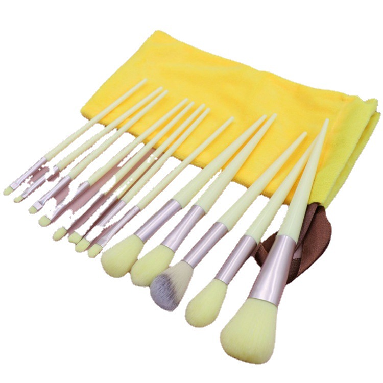 Li Jiaqi Matcha Green 13 Four seasons Green makeup brush set eyeshadow brush highlighter brush Makeup brush beauty tools