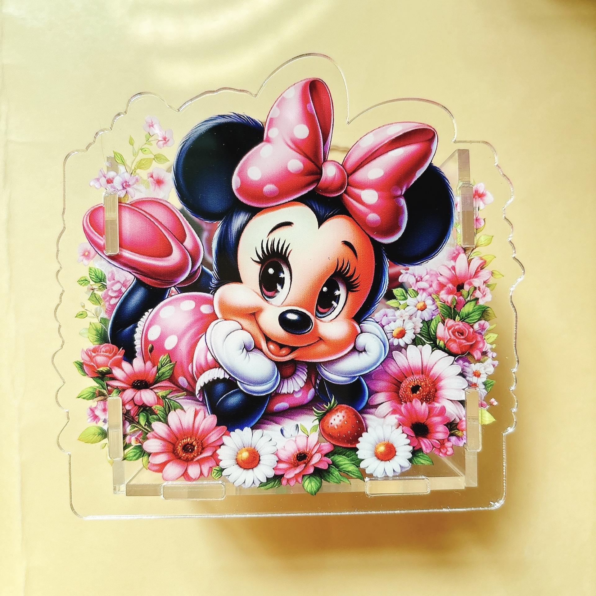 Caja de papelería acrílica TK caja de bolígrafo creativa de regalo 10cm