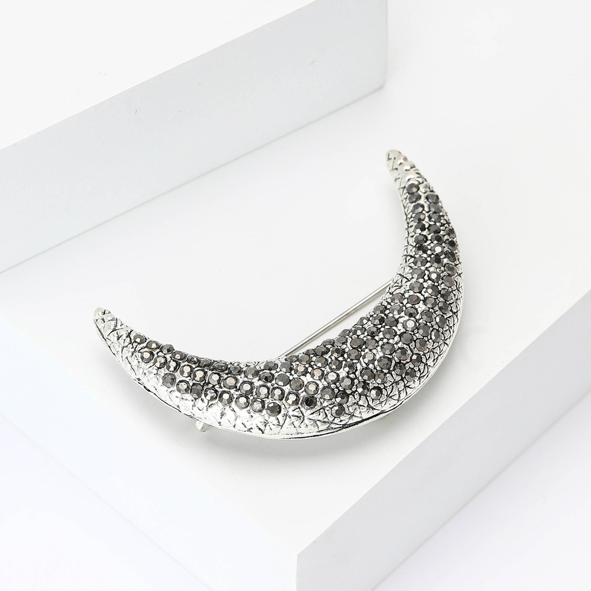 Retro Style Retro Pin Moon Alloy Rhinestones Women's Corsage Brooches
