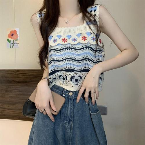 French retro suspender top hollow crochet ethnic style knitted vest for women summer outerwear seaside vacation new fashion