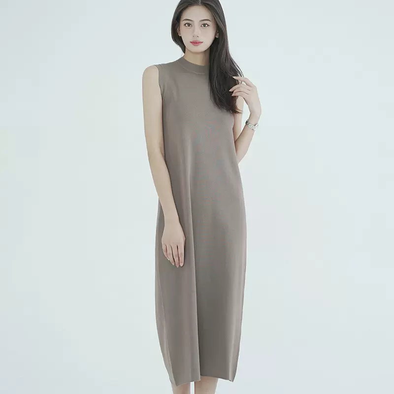 轻奢简约连衣裙女24早秋新款高级感气质通勤百搭宽松显瘦背心长裙