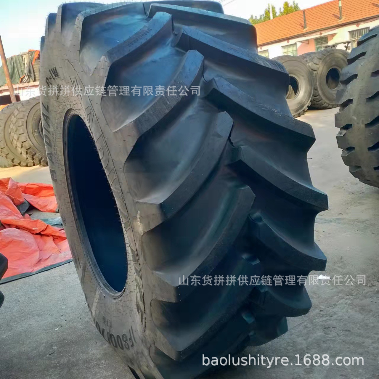 800/70R38   大马力拖拉机轮胎 人字花纹 联合收割机轮