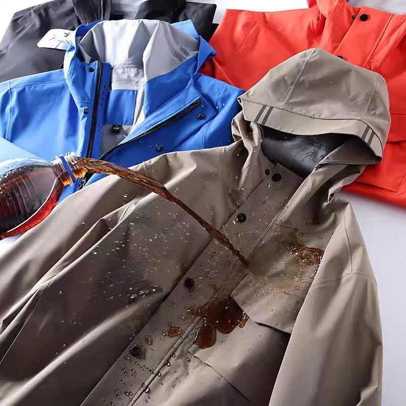 Outdoor Hiking Windproof and Waterproof Laser Perforated Reflective Laminated Hard Shell Functional Assault Jacket Jacket for Men Outdoor Hiking Windproof and Waterproof Laser Perforated Reflective Laminated Hard Shell Functional Assault Jacket Jacket for Men