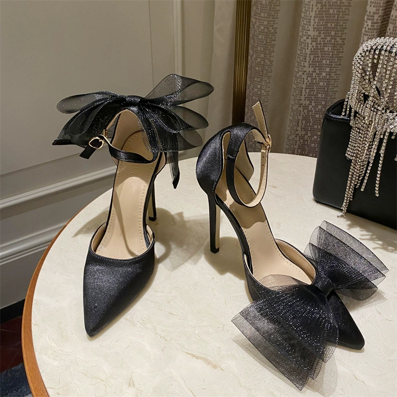 Новые летние женские босоножки 2025 года в корейском стиле: модные, с бантом, острым носком, на высоком каблуке-шпильке и с ремешком на щиколотке