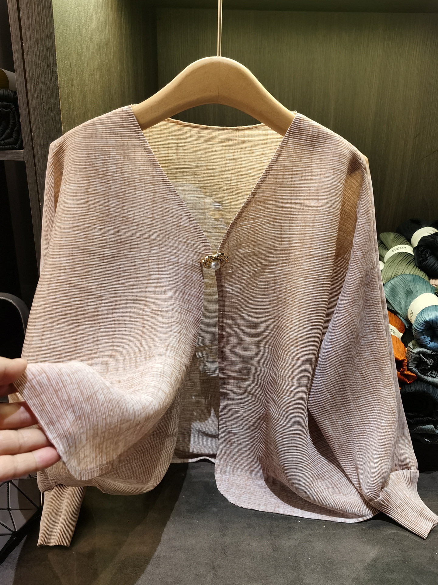 Áo khoác dáng rộng nữ tay lỡ cổ tròn chất liệu cotton thoáng mát — Màu hồng, màu xám, màu mơ