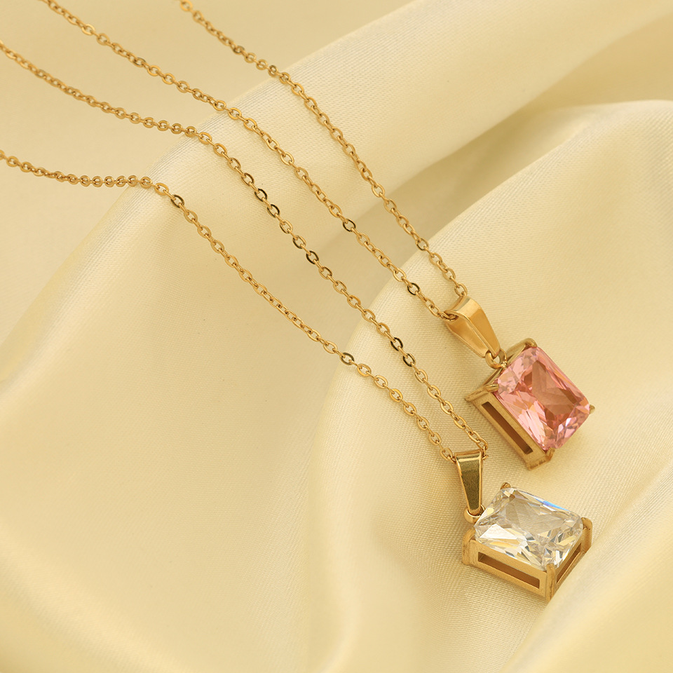 Simple Style Geometric Titanium Steel Inlay Zircon Pendant Necklace 1 Piece