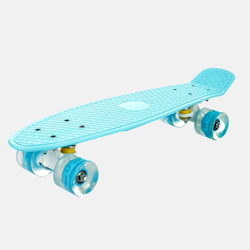 Cross-Border 22-inch plastic small fish plate four-wheel single warped banana plate flash wheel Road single warped skateboard a generation of hair
