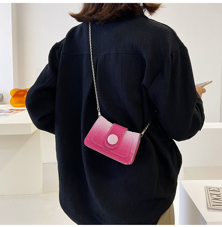 New Gradient Color Small Square Messenger Chain Bag Wholesale Nihaojewelry display picture 17