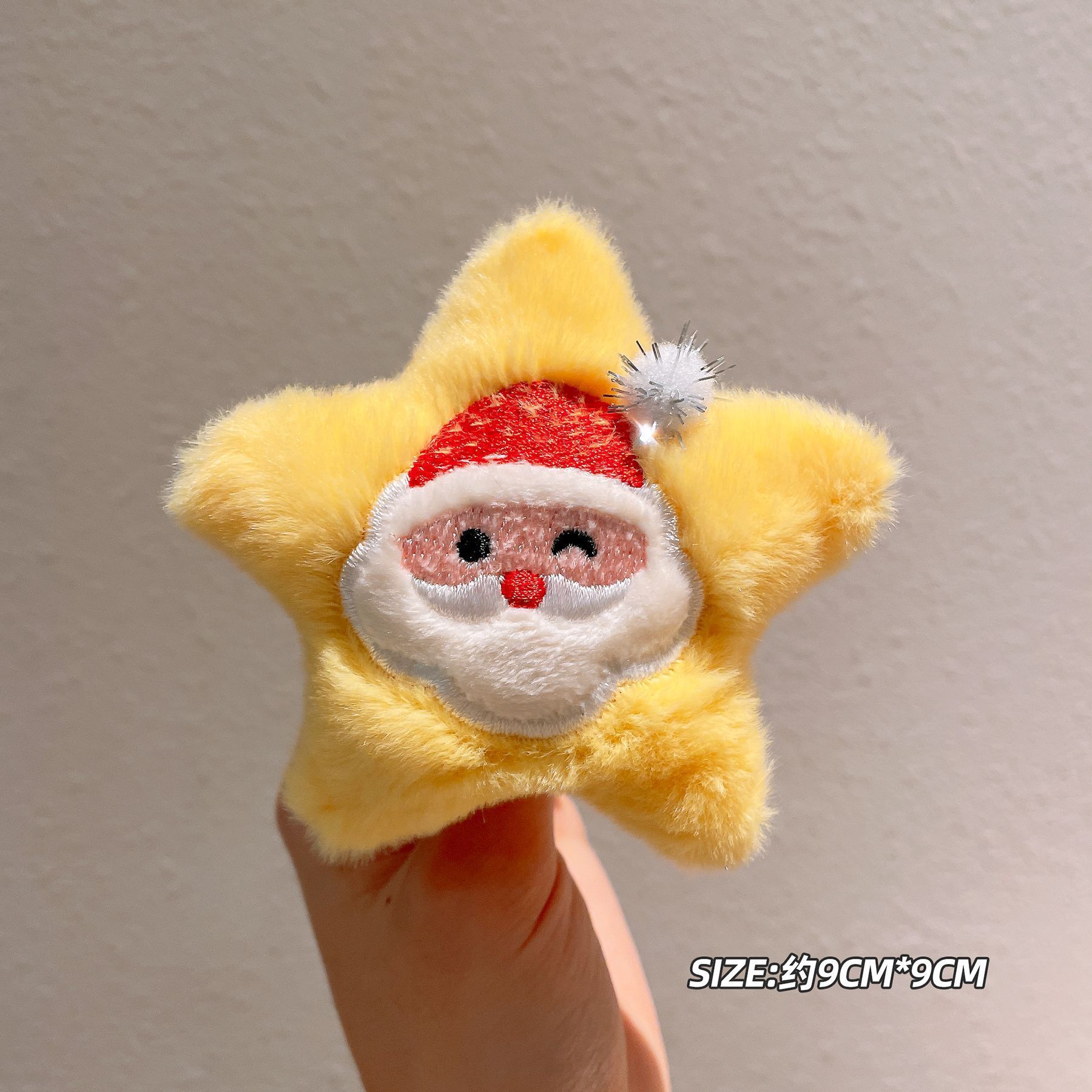 2026 Año Nuevo dibujos animados pony broche insignia año del caballo día de Año Nuevo regalo pequeño para el personal ropa bufandas accesorios