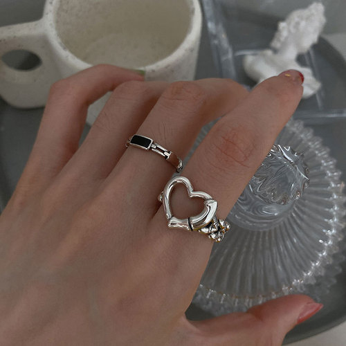 Korea Dongdaemun hollow heart-shaped love peach heart black chain ring women's index finger s925 sterling silver fashion personality