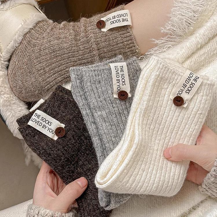 Autumn and Winter Korean Style Wool Socks with Cloth Labels and Buttons for Women Jk Mid-Calf Socks High-End Low-Key Thickeneded Warm and Versatile Pile Socks
