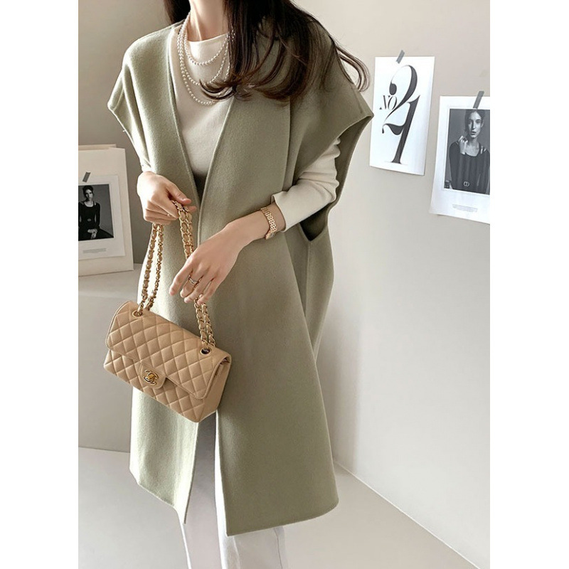 现货2024秋冬日系女装披风设计感宽松蝙蝠衫毛呢中长款马甲外套