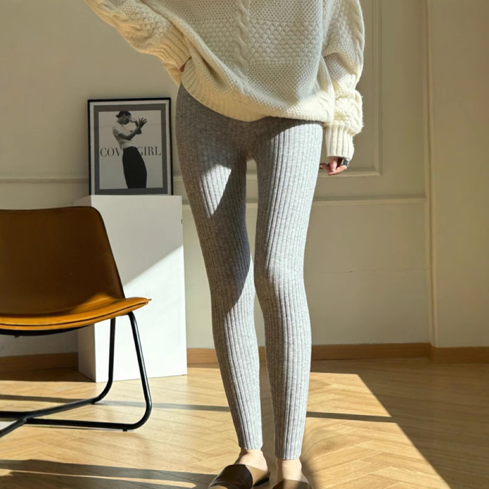 Knitted leggings