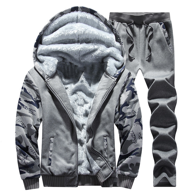 Comercio exterior ropa de invierno de terciopelo para hombres ropa de camuflaje de moda para hombres tamaño grande delgado grueso abrigo cálido conjunto transfronterizo
