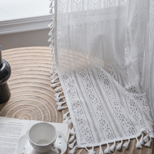 Le Xuan show Nordic ins white wedding four-leaf clover hollow lace living room bedroom non-perforated curtains wholesale