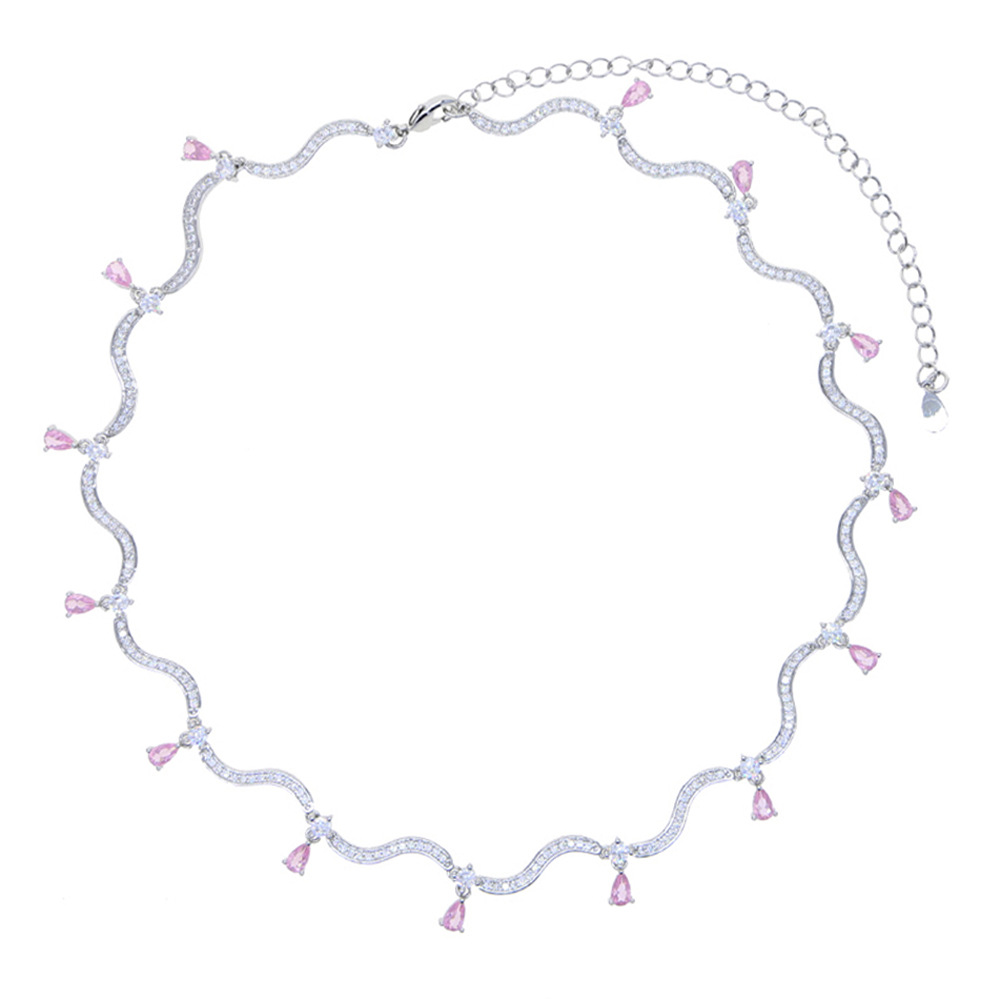 Collana da donna con zirconi a forma di onda e goccia, incastonatura di diamanti classica e alla moda, gioiello di tendenza con motivo geometrico e catena in metallo._voghion.com