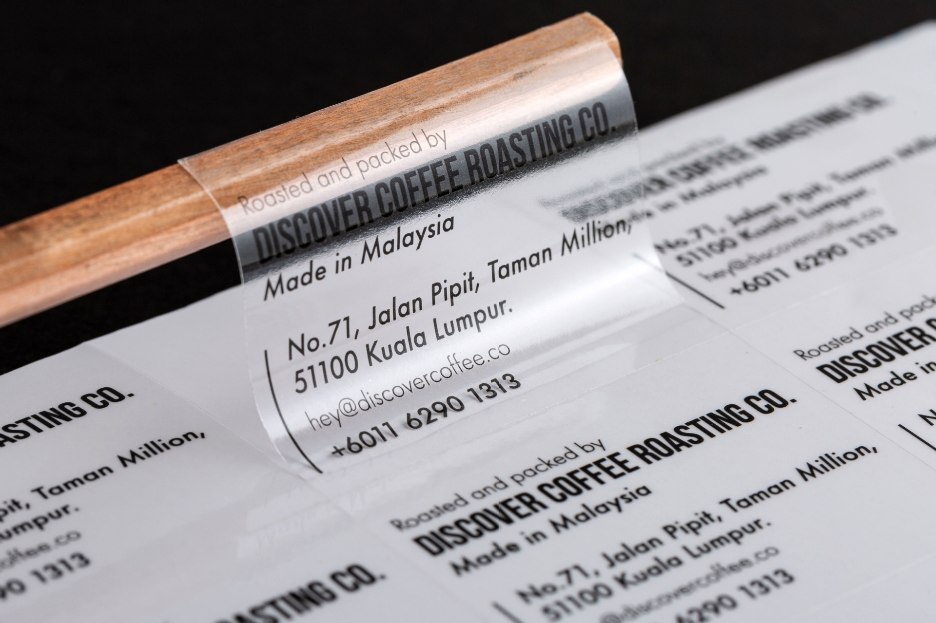 定制不干胶透明乙烯基化妆品不干胶标签贴纸定做logo定做封口贴