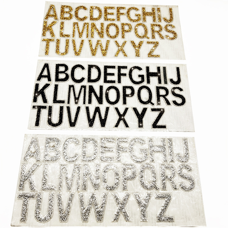 Nuevos productos 26 letras inglesas toda la tela de perforación caliente parche de ropa sombrero diamante joyas accesorios diamante