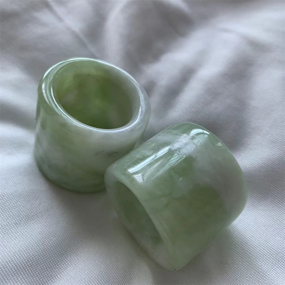 文玩玉石扳指华玉岫玉俏色复古玉大号玉手饰指环