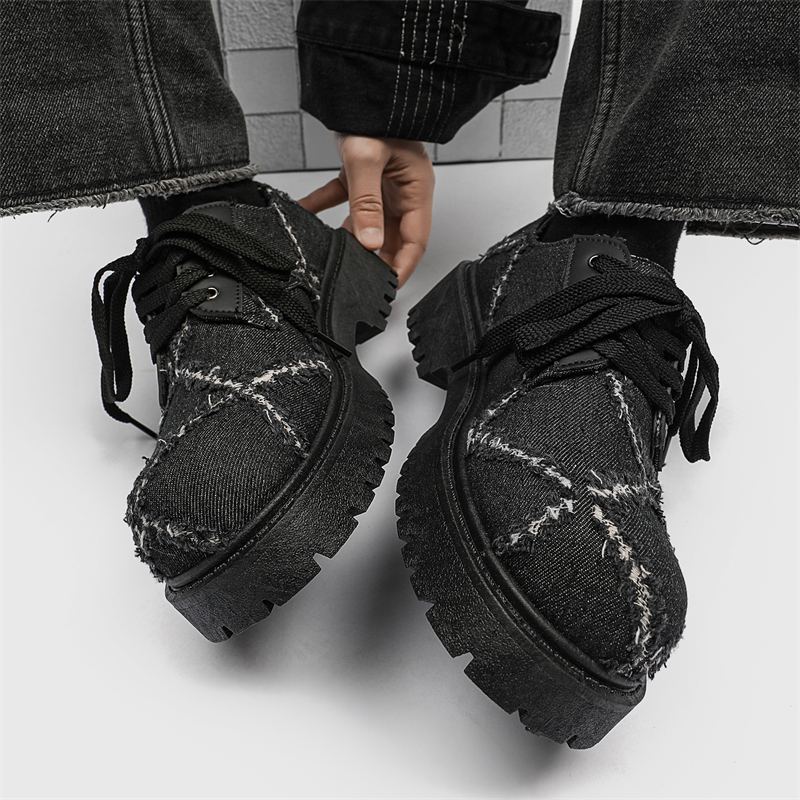 Baskets ShoeVault pour homme, collection automne, en toile noire délavée, semelle épaisse rehaussante, style derby décontracté._voghion.com