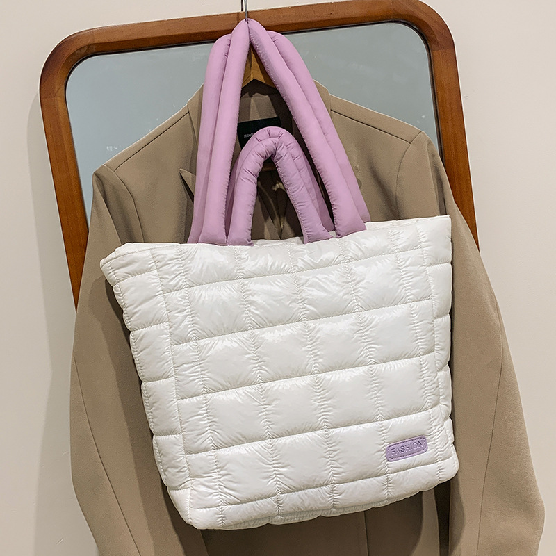 Capacious solid color universal space one-shoulder bag, 2023 collection, high-end