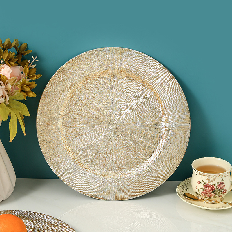 Western Restaurant Gold-Stamped Vintage Plastic Plates Round Fruit Plates Hotel Wedding Plates Cross-Border Charger Plates Western Restaurant Gold-Stamped Vintage Plastic Plates Round Fruit Plates Hotel Wedding Plates Cross-Border Charger Plates