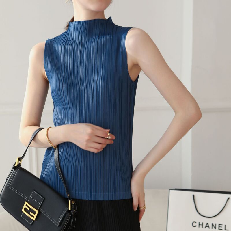 Factory Direct Supply 2024 Summer Classy Pleated Ins Style Classic High Collar Sleeveless Retro Classy T-Shirt Pleats