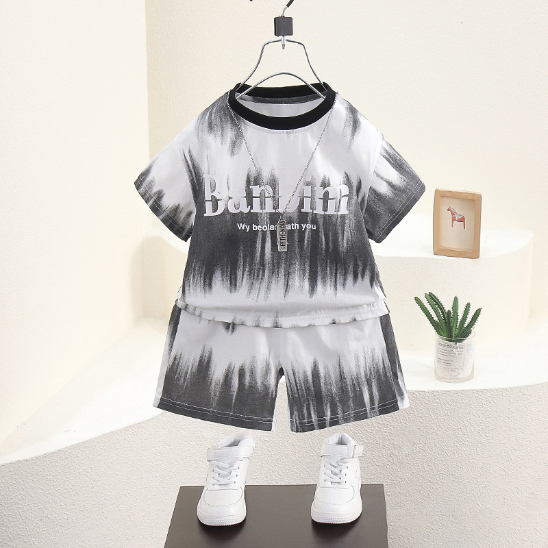 7823 Traje de manga corta de verano para niños 2025 nuevo estilo estilo occidental, deportes y ocio para niños, ropa degradada, ropa de verano para bebés