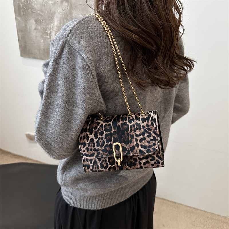 Retro ocio red de moda personalidad bolso 2024 nueva moda leopardo cadena de hombro bolso pequeño