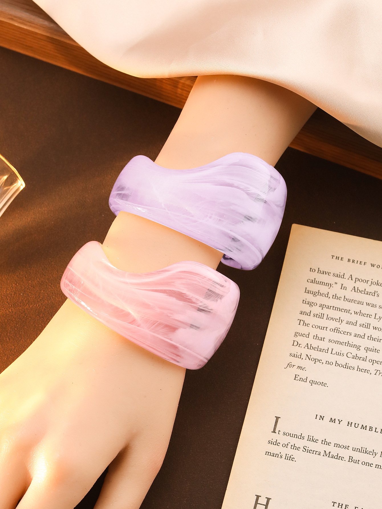 37g Weight Acrylic Pendant Material Bangle Classification Arylic Chain Material Holiday, Daily Occasion Acrylic Material Geometric Pattern All Seasons Season Women's Gender Exaggerated, Vacation Style Exaggerated Vacation Geometric Acrylic Bangles Wholesale 4