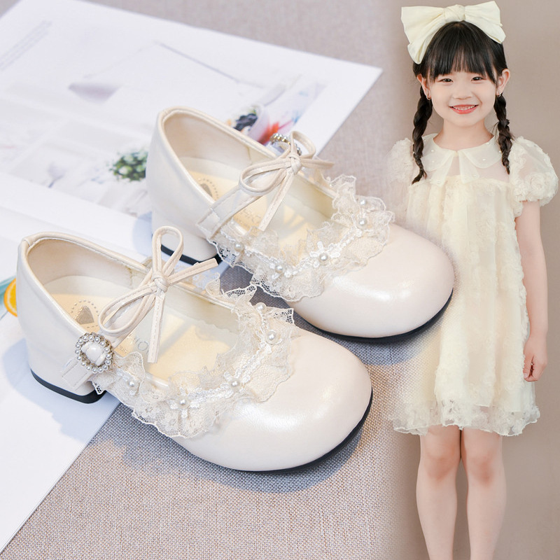 Children's shoes