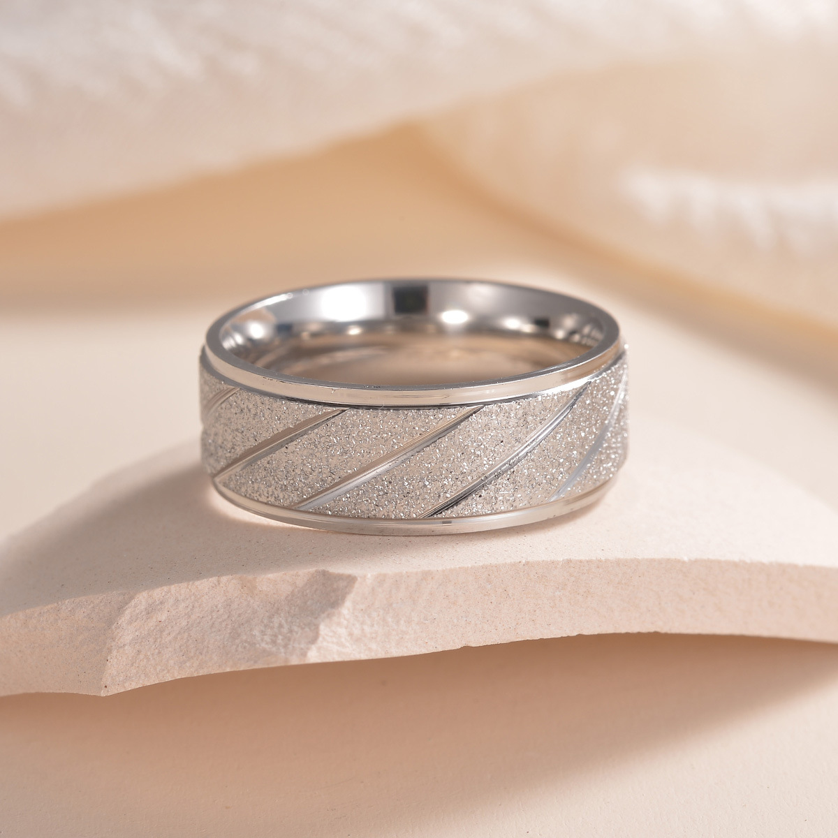 New matte bevel personalized design men's wedding ring simple fashion explosion_voghion.com