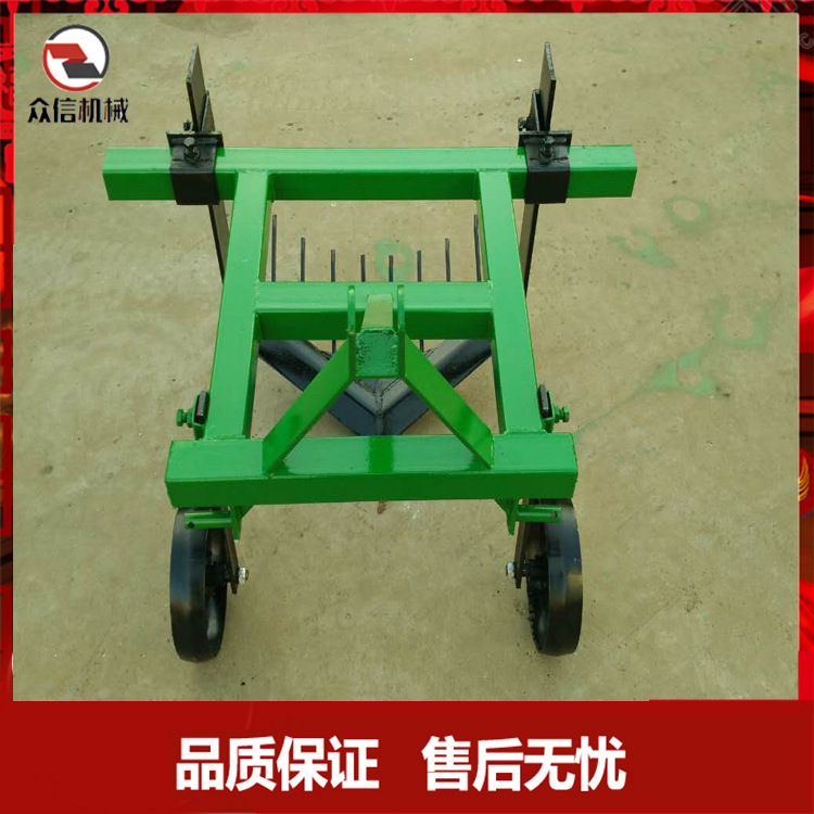 四轮拖拉机带开沟起垄机收生姜红薯土豆地瓜收获犁小型收割机犁腿