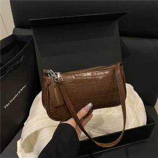 时尚女包质感流行包包2025新款潮网红女包夏季斜挎百搭法式腋下包