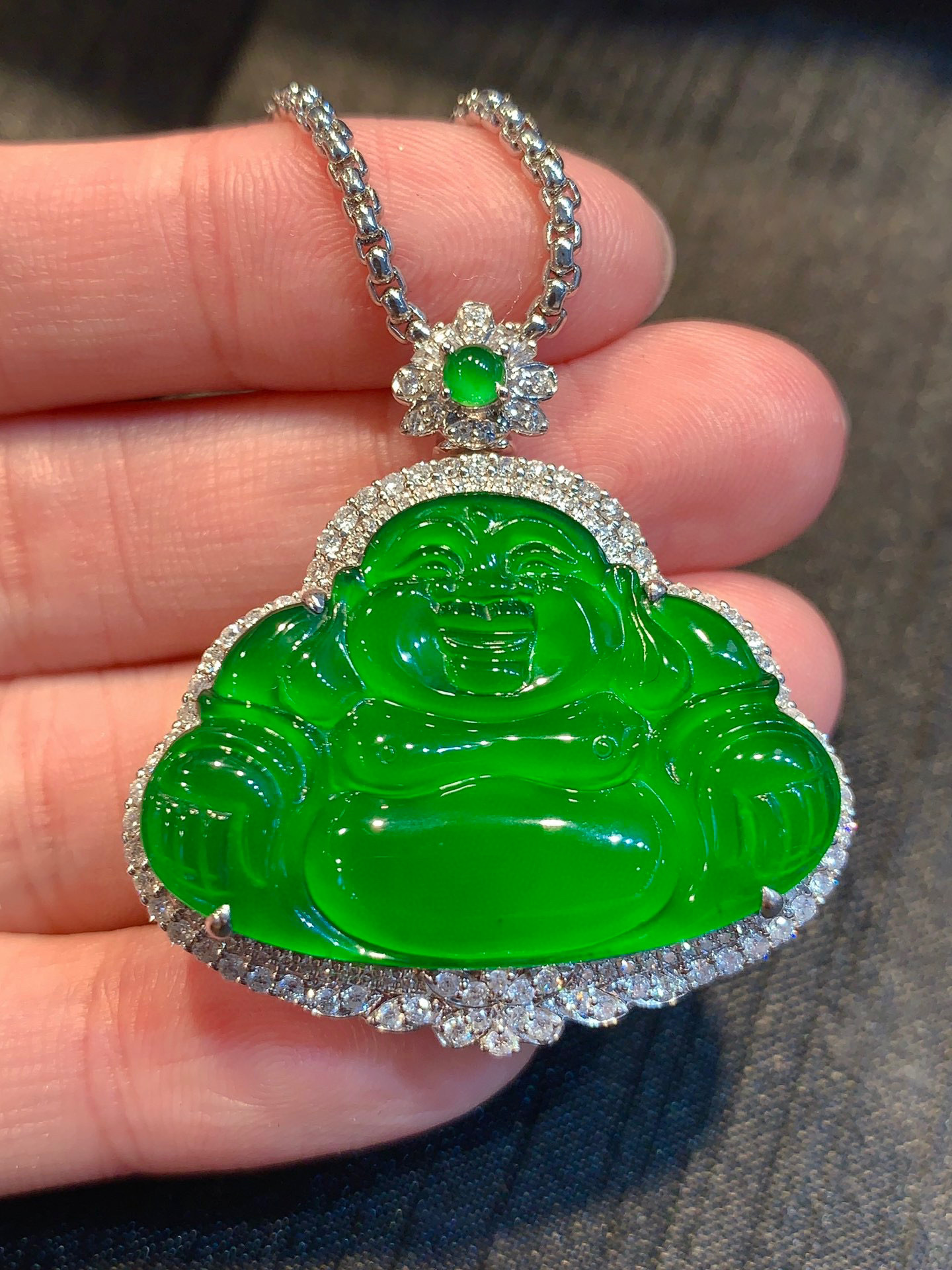 冰种正阳绿佛公翡翠吊坠18k金镶嵌缅甸天然a货帝王绿满绿玉佛挂件
