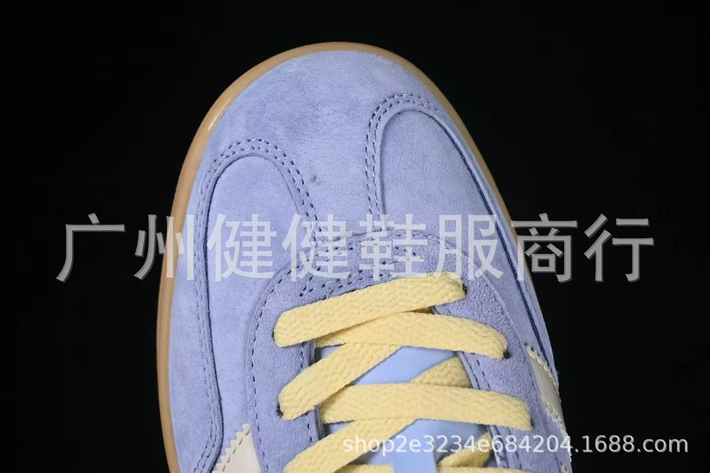 Всесезонные кроссовки Adidas для мужчин и женщин с площадкой, обувь Jianjian Guangzhou кампус клубника медведь красно-белый, плоская замена Maillard