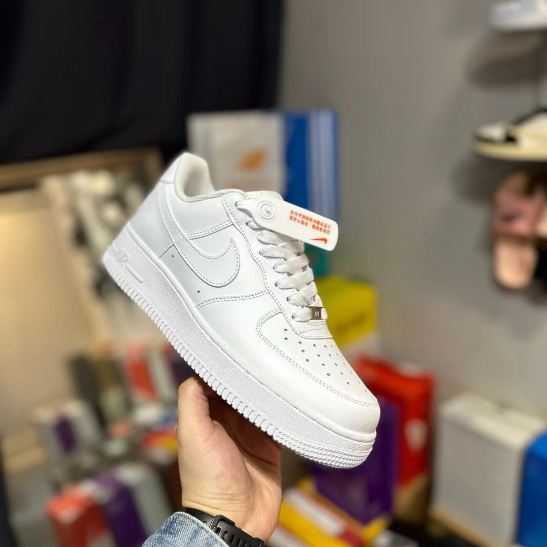 Comercio exterior blanco puro Air Force No. 1 cabeza de cuero AF1 negro samurai blanco bajo zapatos blancos para parejas zapatos de skate