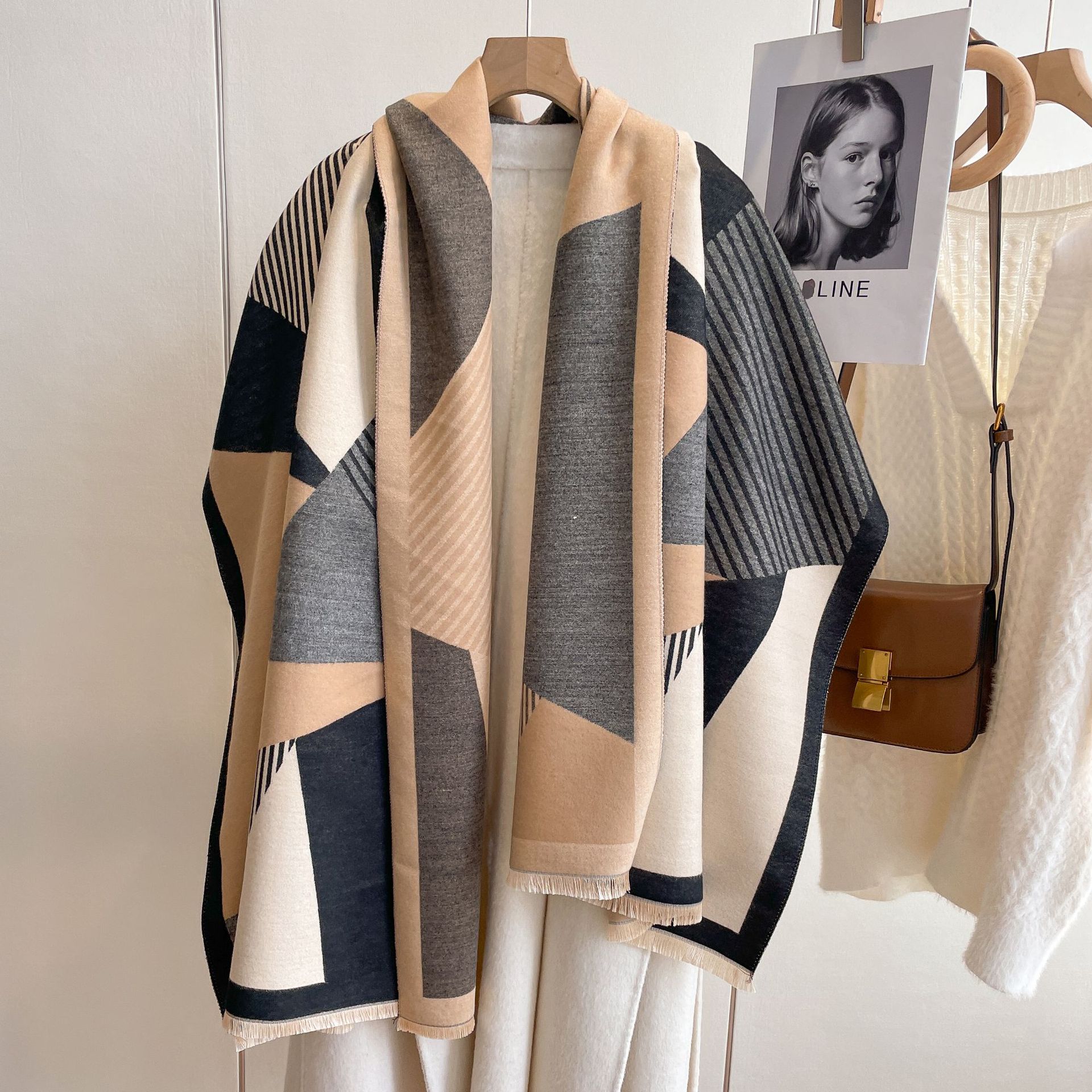 2023 estilo coreano bufanda a rayas geométricas invierno de las Mujeres Nuevo chal engrosado cálido bufanda de Cachemira de estudiante de doble uso