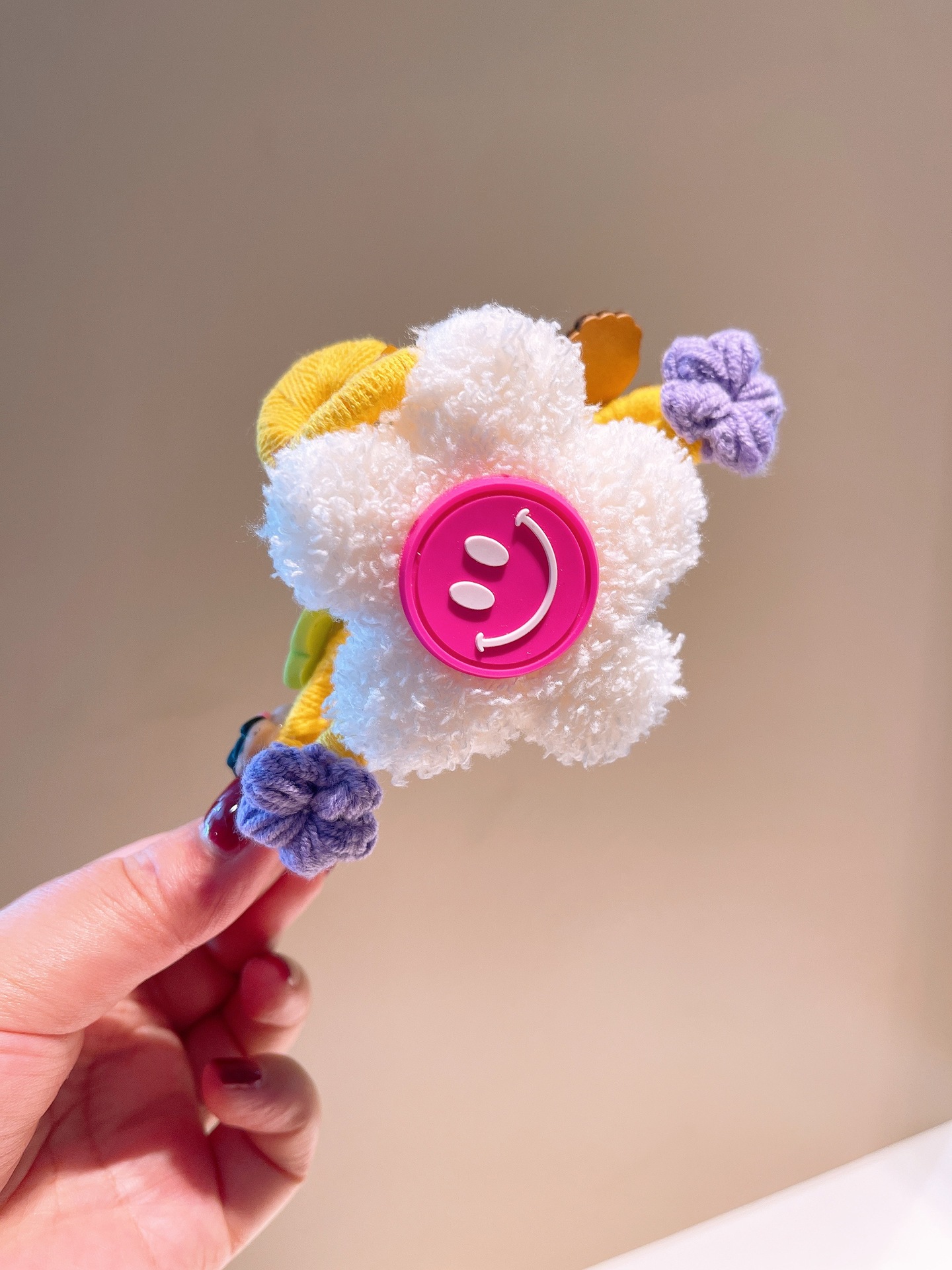 63g Weight Headwear Classification Birthday Occasion Flower Pattern Women'S Gender Retro Style Red, Yellow Color Autumn And Winter Cute Hairy Little Flower Smile Net Red Ins Clip Back Head Cute Heart Girl Clip Head Jewelry 9