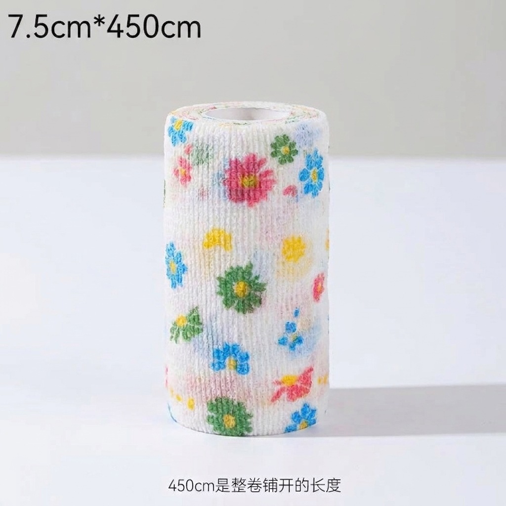 흰색 바탕에 꽃무늬 [중형 7.5cm]