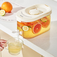夏のキャンプの冷たい水筒の冷たい泡のレモンの果物のお茶の冷たい水筒の蛇口のクリーム風の冷蔵庫の冷たい水筒