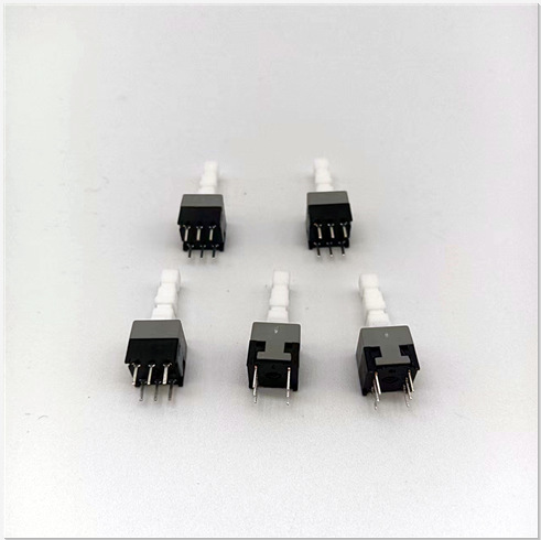 厂家直供现货供应8.5X8.5双排自锁无锁开关按钮耐用电源工业