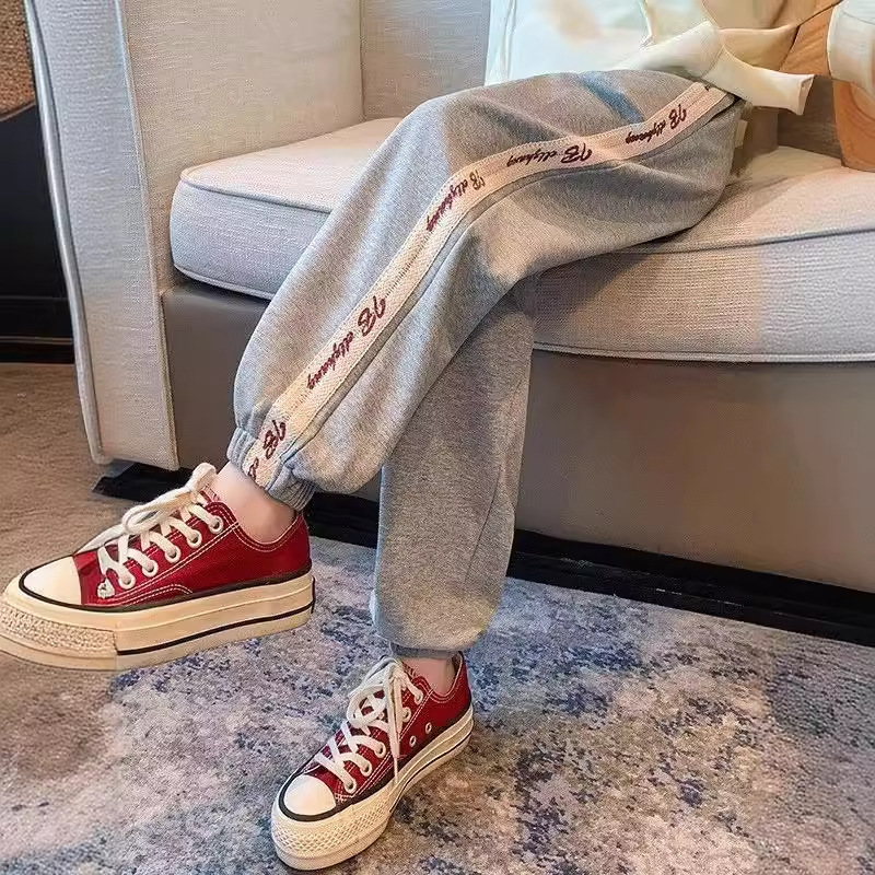 女童春装洋气运动卫裤2024春秋新款大童外穿长裤时髦童装小脚批发