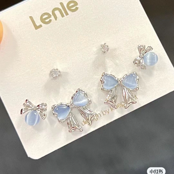 Blue earrings with bow, set